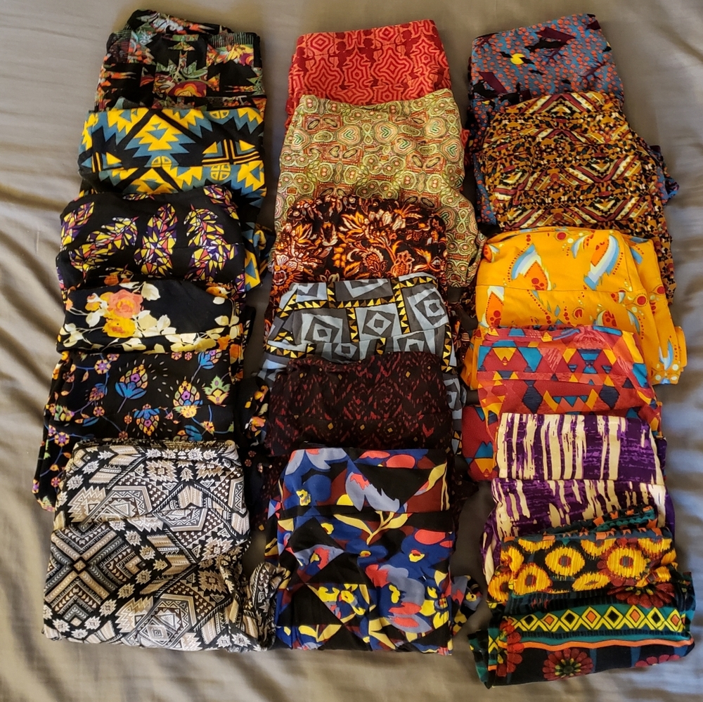 Lot of 18 pairs of Lularoe TC leggings